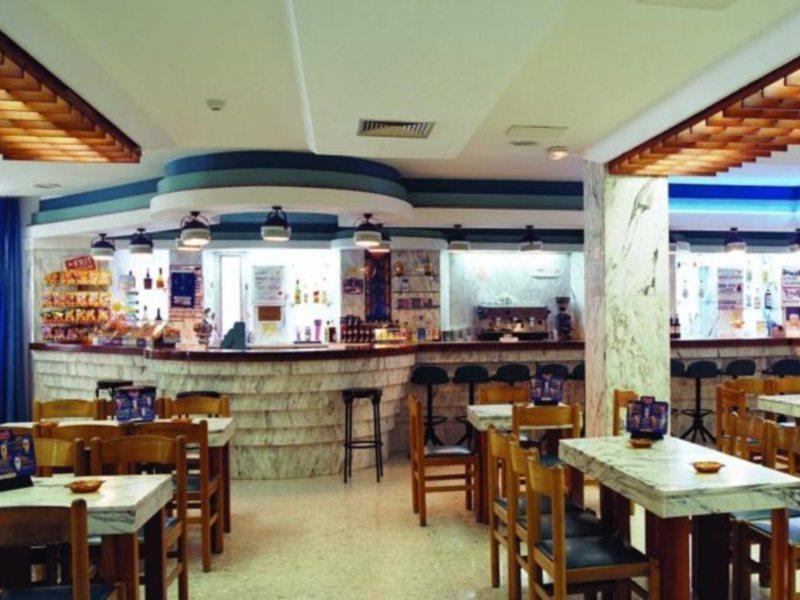 Clipper Hotel 2*
